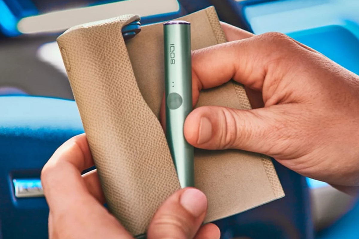 حمل IQOS در سفر: قوانین کلی فرودگاه + نکات بسته‌بندی امن